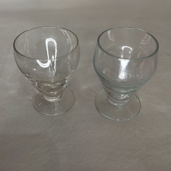 Liquor Toasting Cordial Sherry Glasses 2 Ounces Each CNN Flag Marked Set Of 2 - Picture 5 of 7